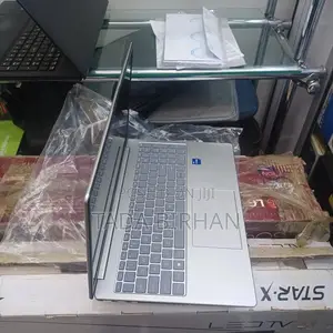 New Laptop HP Stream Notebook 16GB Intel Core I7 SSD 512GB