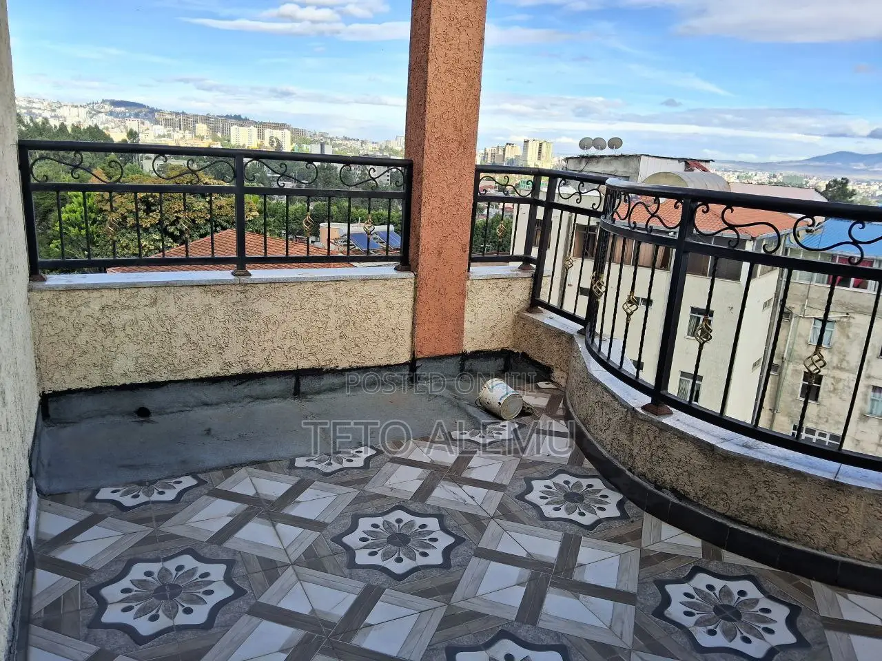 8bdrm House in የሚሸጥ ቤት ላምበርት አራራት, Yeka for sale