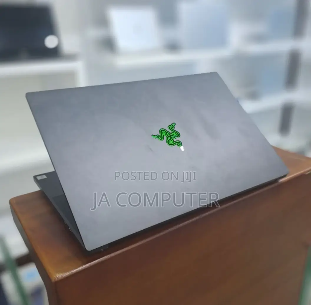 New Laptop Razer Blade Pro 16GB Intel Core I7 SSD 512GB