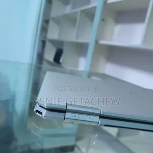New Laptop HP Spectre X360 16GB Intel Core I7 SSD 512GB