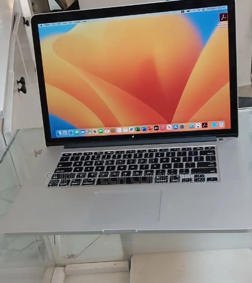New Laptop Apple MacBook Pro 2015 16GB Intel Core I7 SSD 512GB