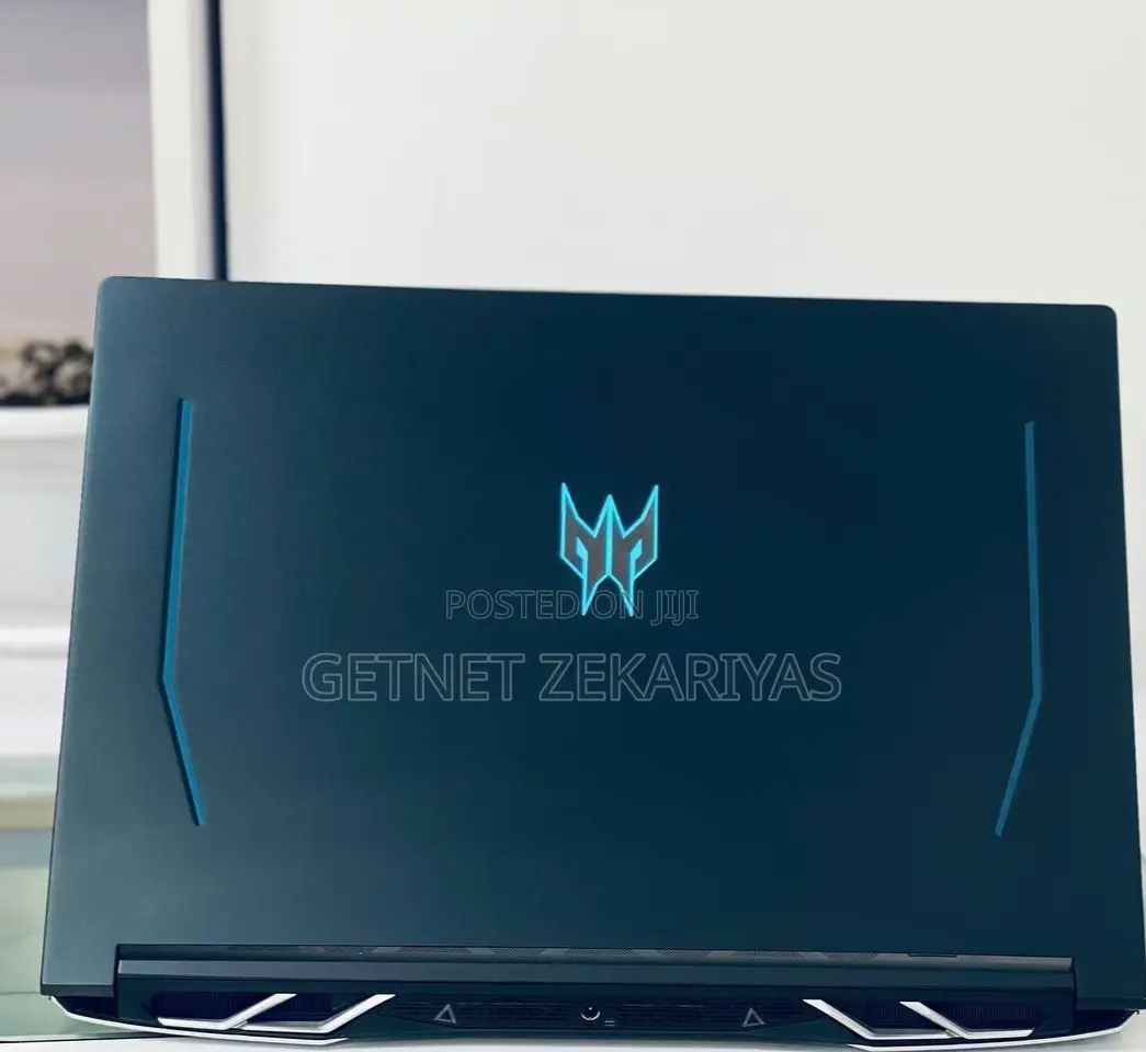 New Laptop Acer Predator Helios 300 16GB Intel Core I9 SSD 512GB