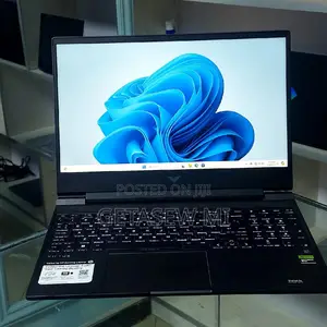 New Laptop HP Victus 15 16GB Intel Core I7 SSD 512GB