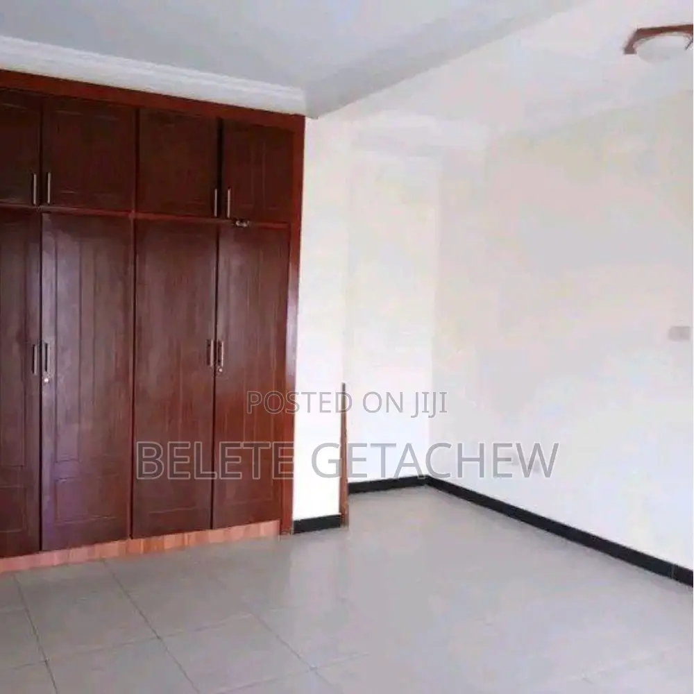 6bdrm House in Ayat Beshale G+1, Bole for sale