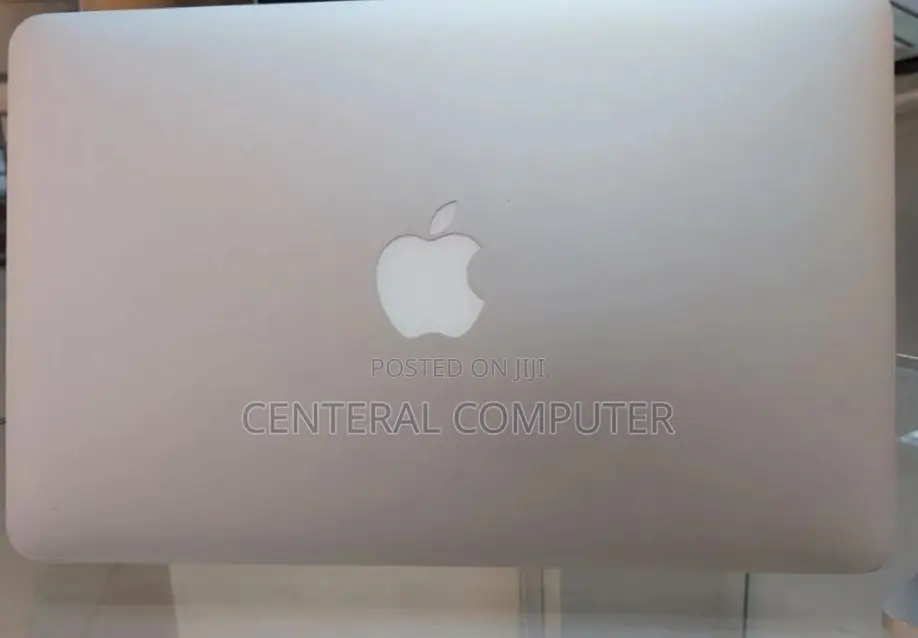 New Laptop Apple MacBook 2013 4GB Intel Core I5 SSD 512GB