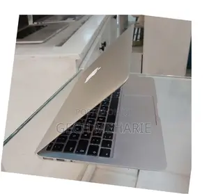 New Laptop Apple MacBook 2013 4GB Intel Core I5 SSD 256GB