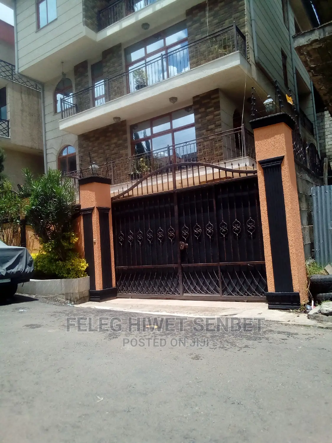 Furnished 6bdrm House in Aa, Bole for sale