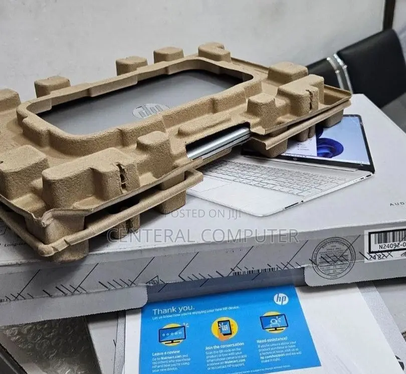 New Laptop Lenovo 100e 16GB Intel Core I7 SSD 512GB