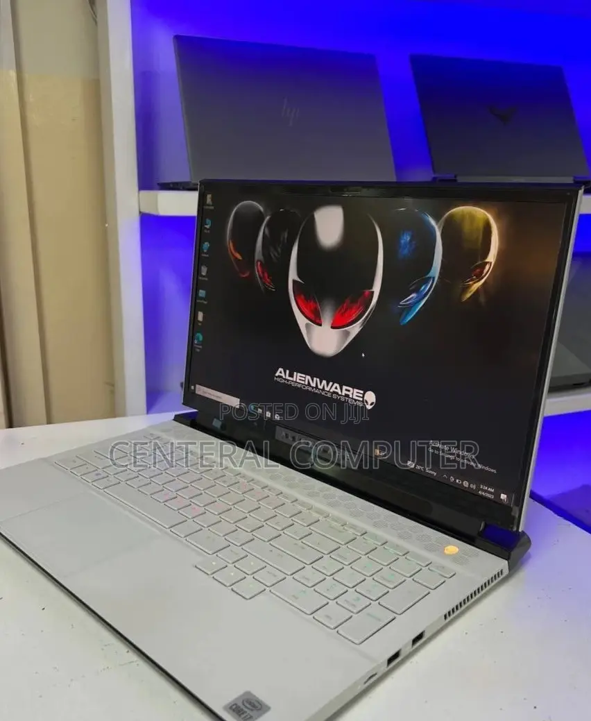 New Laptop Dell Alienware M15 R7 16GB Intel Core I7 SSD 512GB