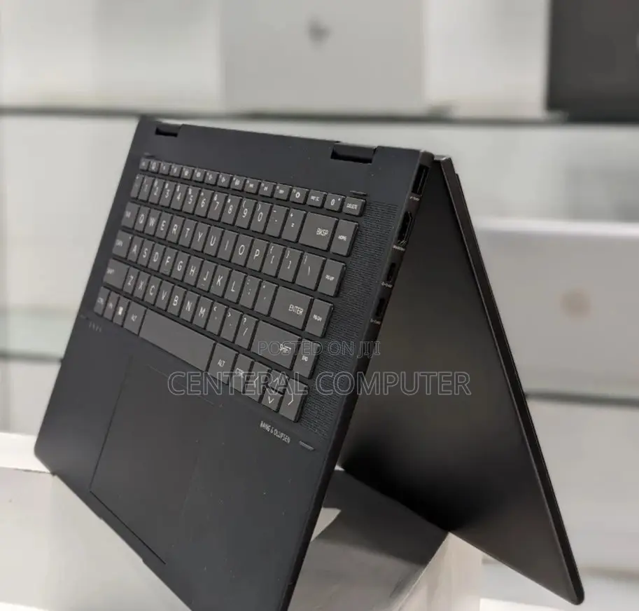 New Laptop HP Envy X360 13z 8GB Intel Core I5 SSD 512GB