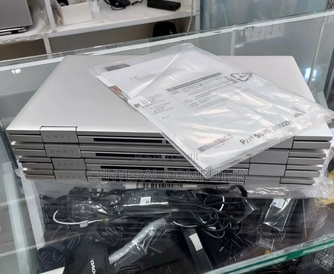 New Laptop HP Envy K101tx 8GB Intel Core I7 SSD 512GB