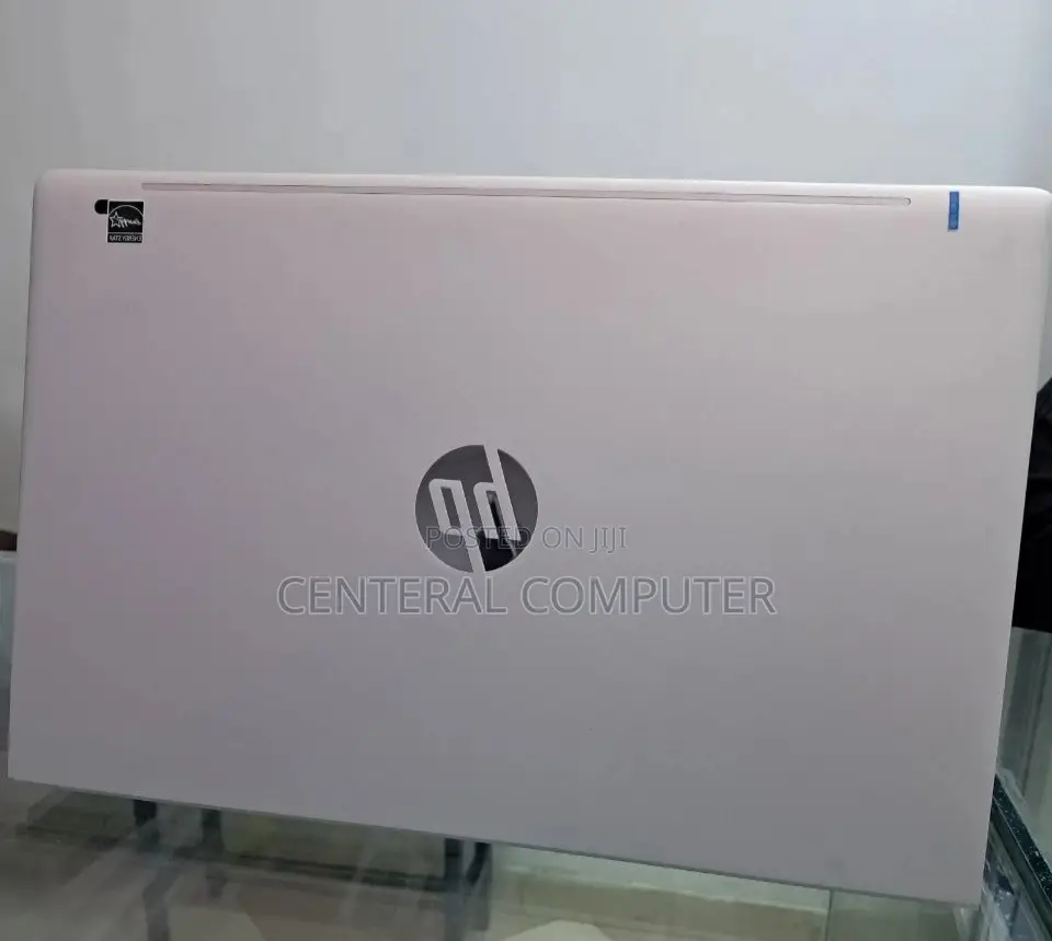 New Laptop HP Envy K101tx 8GB Intel Core I7 SSD 512GB