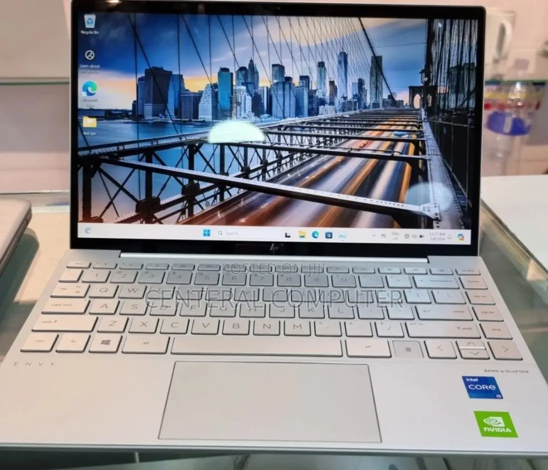 New Laptop HP Envy X360 15-Cp0013nr 16GB Intel Core I7 SSD 512GB