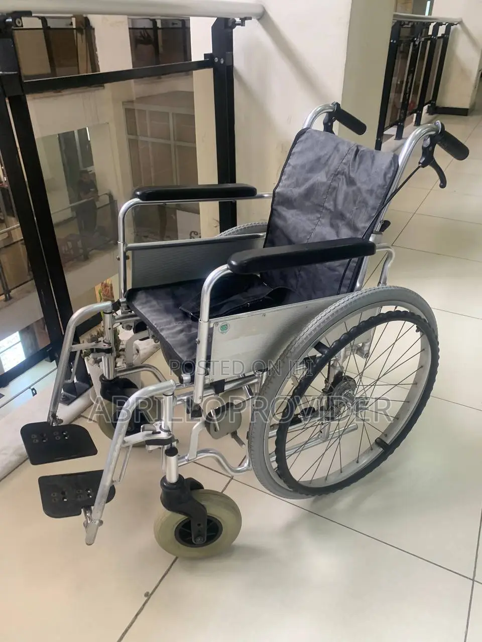 Strong Wheelchair|Wheelchair|Slightly Used Wheelchair|Wheel