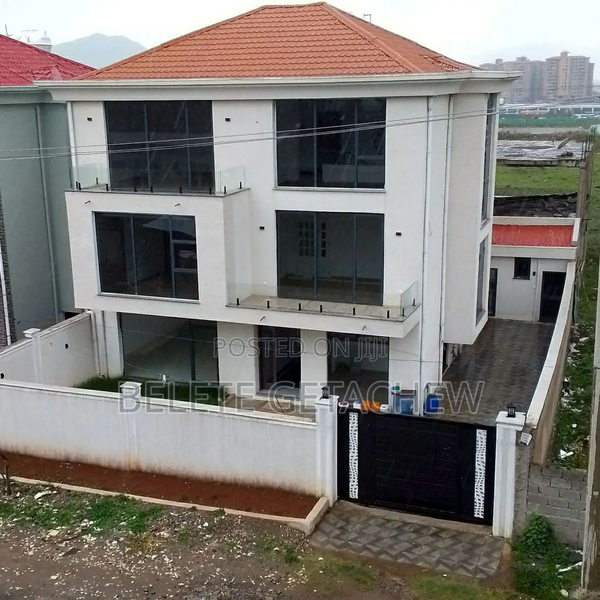 7bdrm Duplex in Ayat B+G+2, Bole for sale