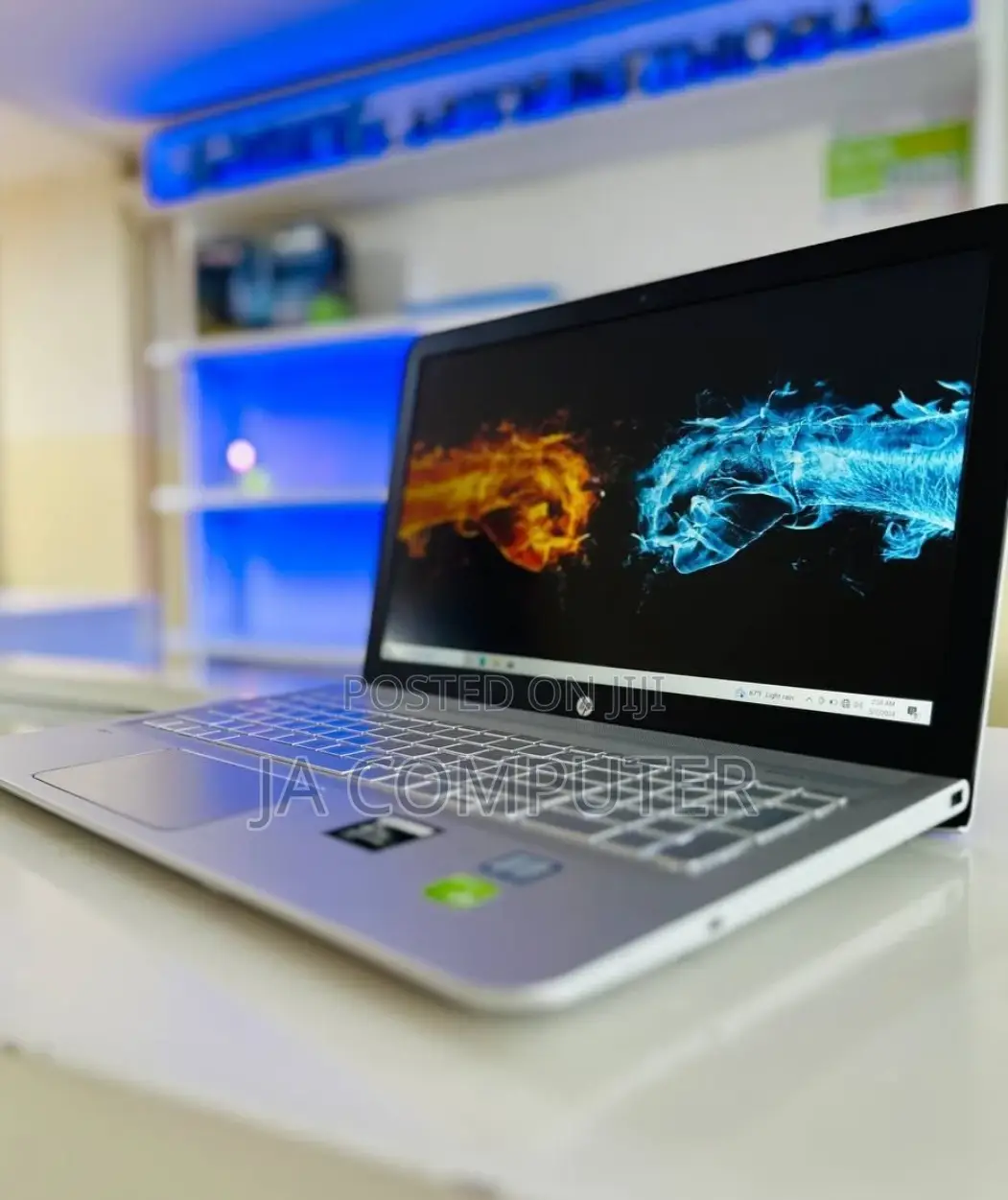 New Laptop HP Envy 13 8GB Intel Core I5 HDD+SSD 640GB