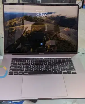 New Laptop Apple MacBook Pro 2019 32GB Intel Core I7 SSD 1T