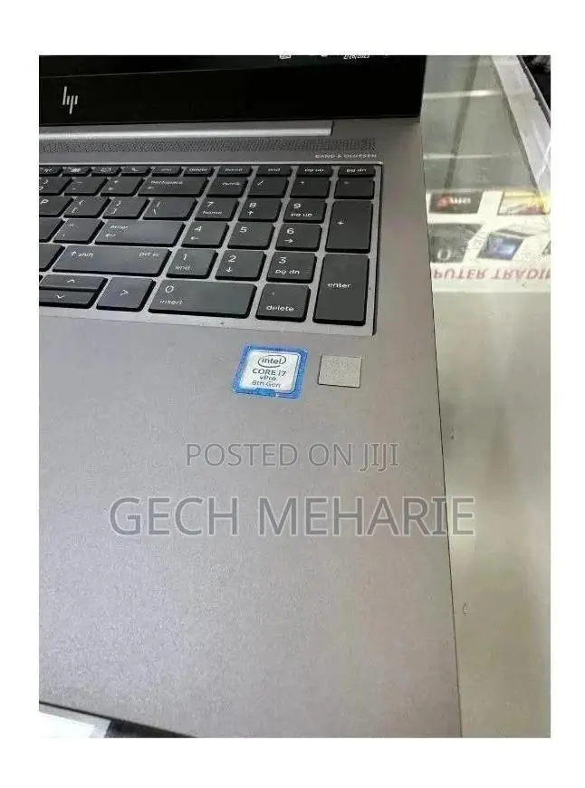 New Laptop HP ZBook Studio 16GB Intel Core i7 SSD 512GB