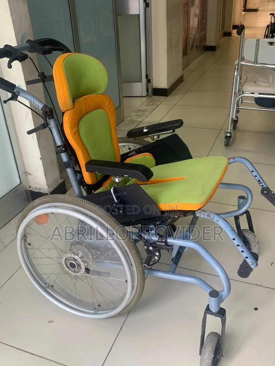 Used Wheel€Wheelchair•Kids%Wheelchair€¥Used¥Wheelchair•