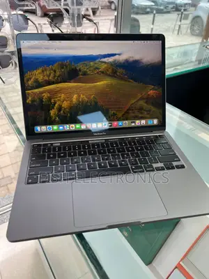 Laptop Apple MacBook Pro 2022 M2 8GB Apple M2 SSD 256GB