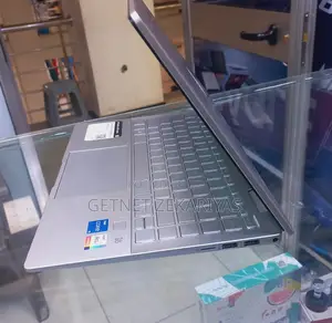 New Laptop HP Pavilion 14 8GB Intel Core I5 SSD 512GB