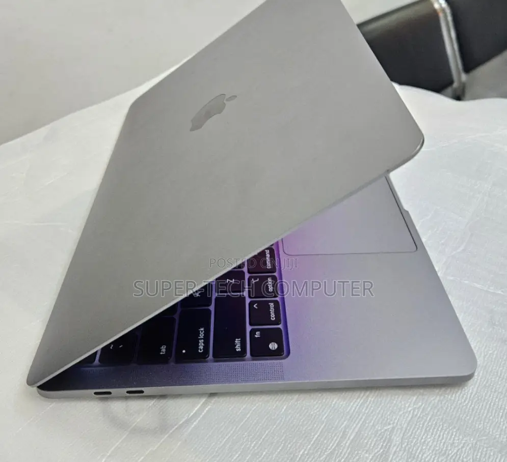 New Laptop Apple MacBook Pro 2020 M1 8GB Apple M1 SSD 512GB