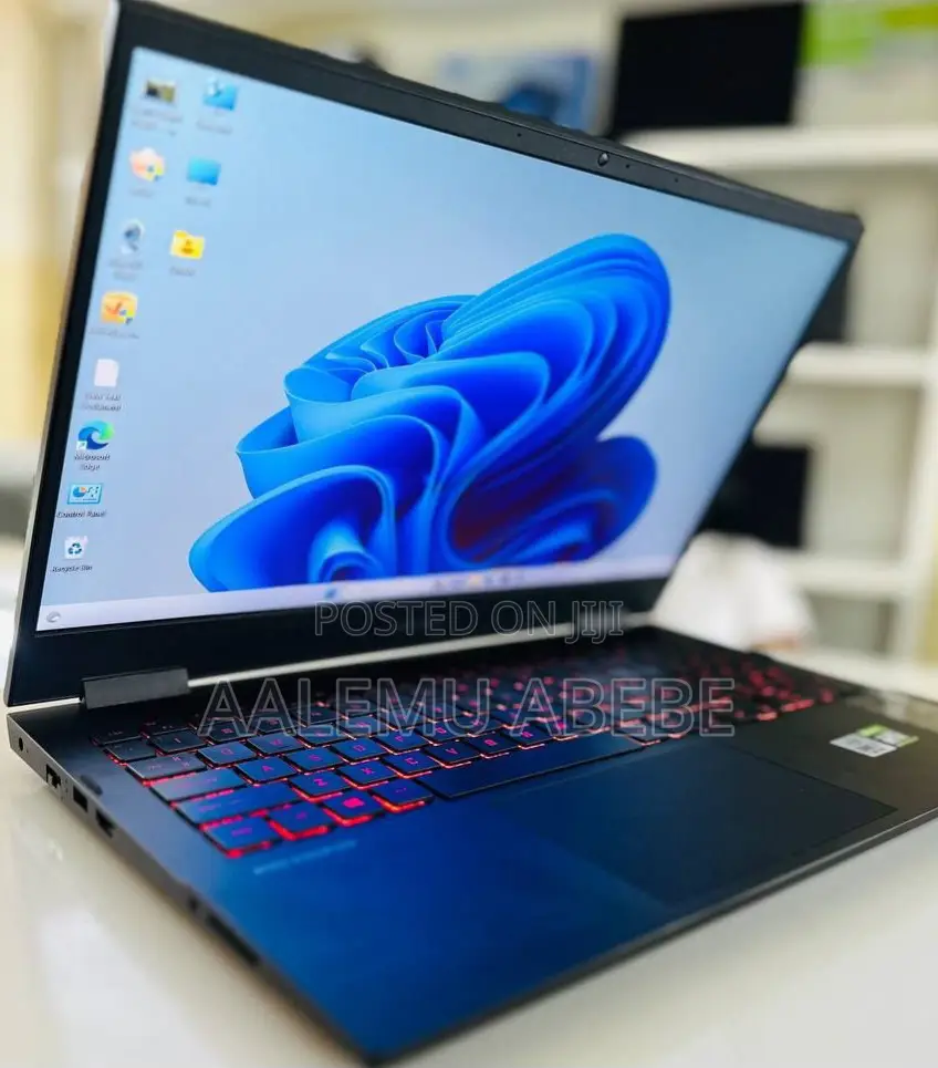 New Laptop HP Omen 15 16GB Intel Core I7 SSD 1T