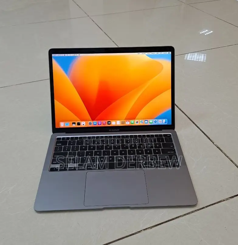 New Laptop Apple MacBook Air 8GB Apple M1 SSD 256GB
