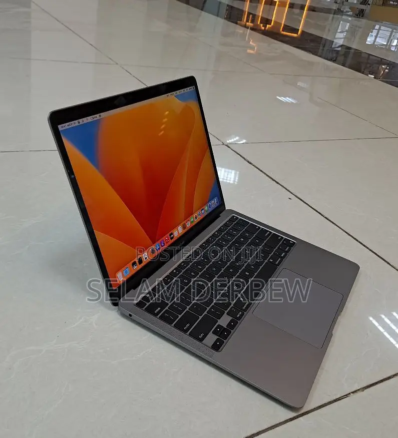 New Laptop Apple MacBook Air 8GB Apple M1 SSD 256GB