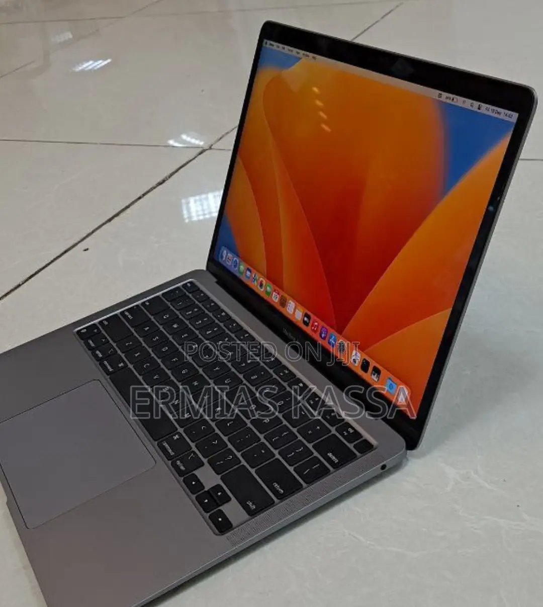 New Laptop Apple MacBook Air 2020 M1 8GB Apple M1 SSD 256GB