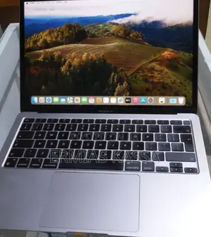 New Laptop Apple MacBook Air 2020 M1 8GB Apple M1 SSD 256GB