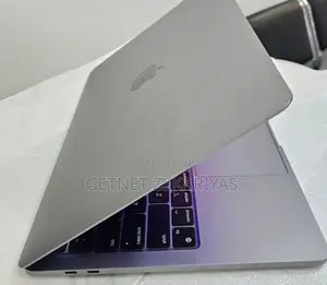 New Laptop Apple MacBook Pro 2020 M1 36GB Apple M1 Pro SSD 512GB