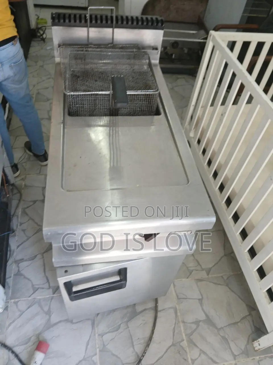 የሚሸጥ ችብስ መጥበሻ
Comedashal MBM