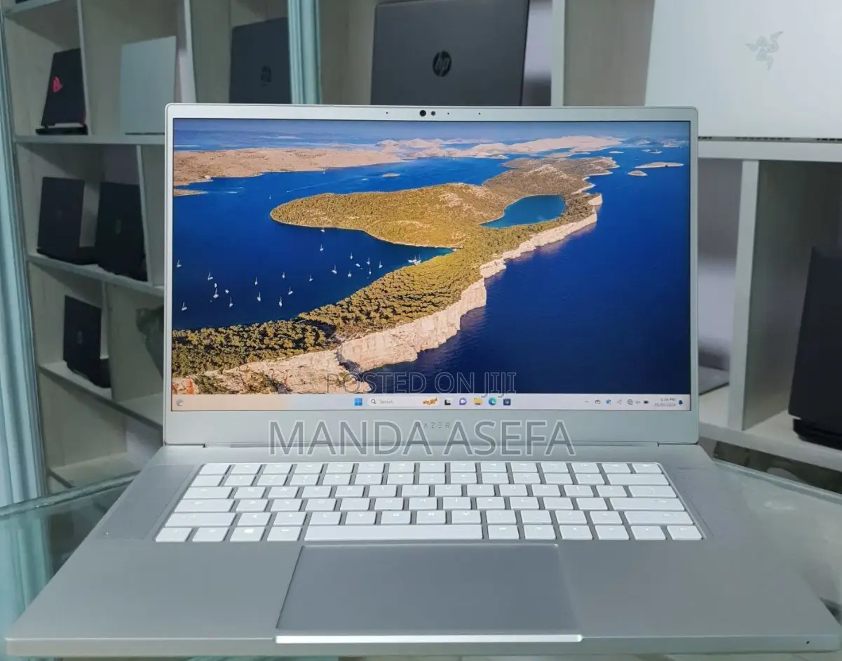 New Laptop Razer Blade 16GB Intel Core I7 SSD 512GB