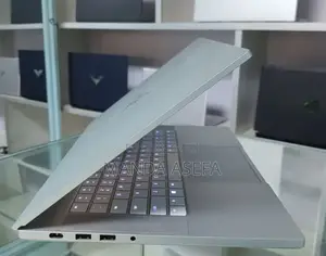 New Laptop Razer Blade 16GB Intel Core I7 SSD 512GB