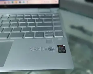 Photo - New Laptop HP Spectre 16GB Intel Core I7 SSD 512GB