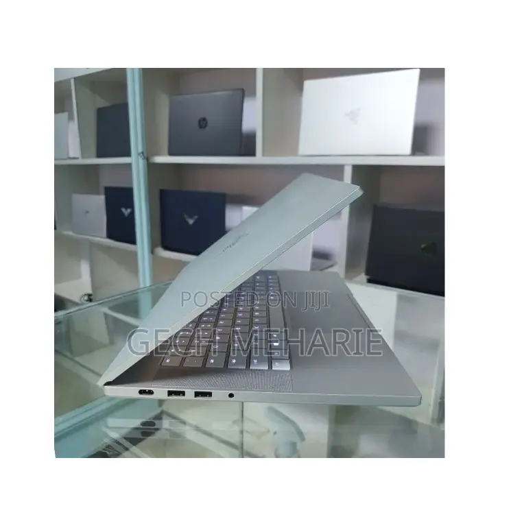 New Laptop Razer Blade 16GB Intel Core I7 SSD 512GB