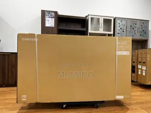 SAMSUNG Crystal UHD Tv's