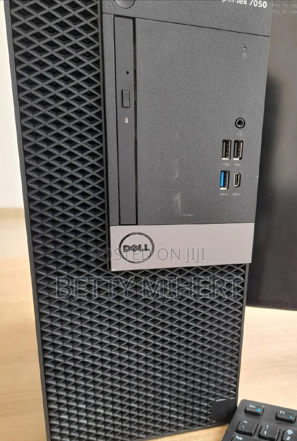 Desktop Computer Dell OptiPlex 3050 8GB Intel Core I5 HDD 1T