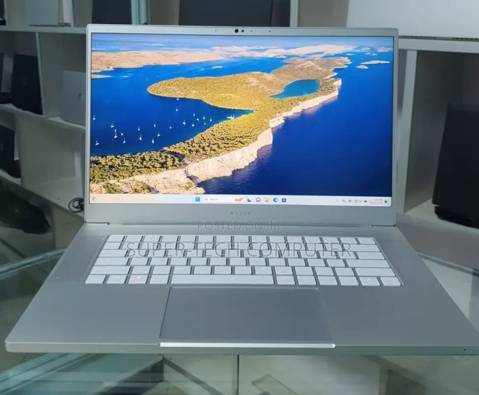 New Laptop Razer Blade 16GB Intel Core I7 SSD 512GB