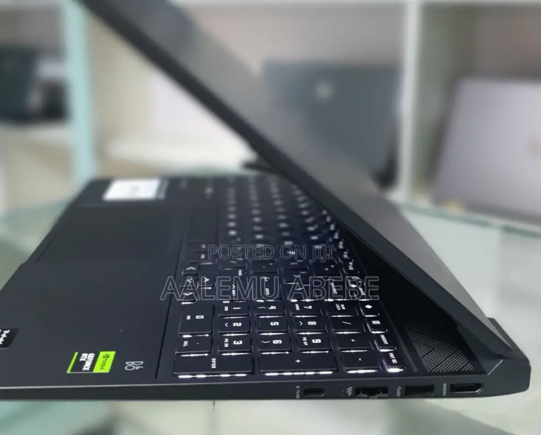 New Laptop HP Victus 16 16GB Intel Core I7 SSD 512GB