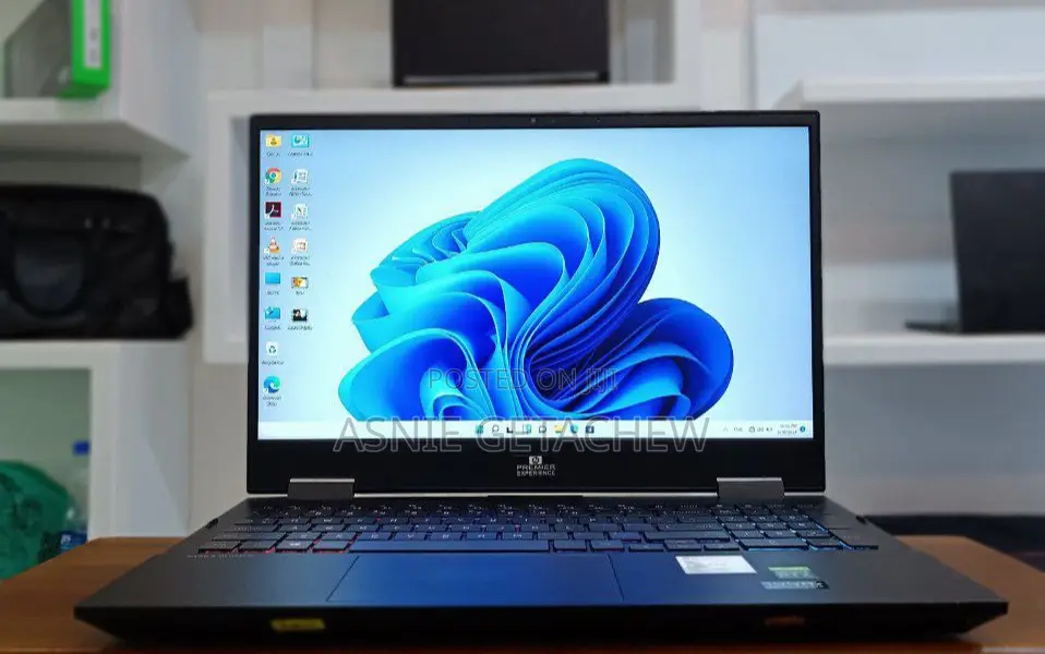 New Laptop HP Omen 15 16GB Intel Core I7 SSD 1T