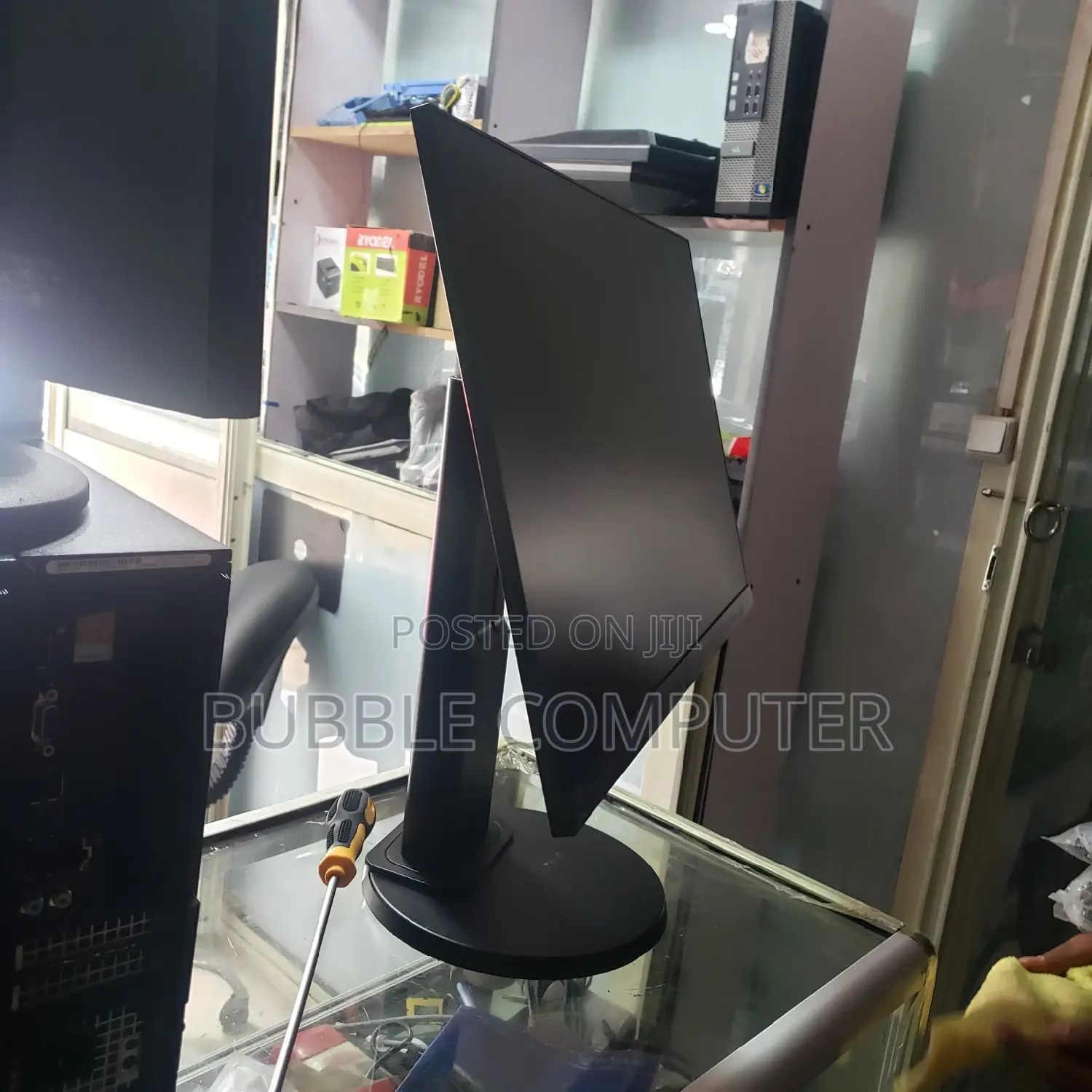 24 Inch Frameless Monitor