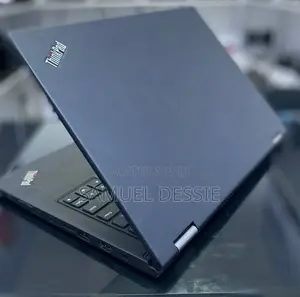 Photo - New Laptop Lenovo ThinkPad Yoga 370 8GB Intel Core I5 SSD 512GB