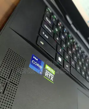 New Laptop MSI Stealth GS77 16GB Intel Core I9 SSD 1T