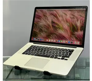 New Laptop Apple MacBook 2015 16GB Intel Core I7 SSD 256GB