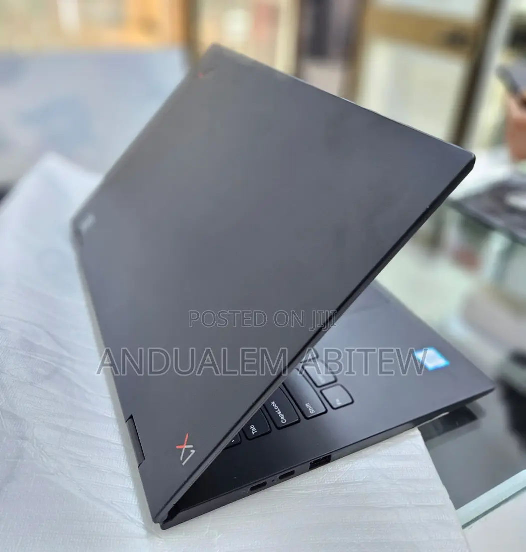 New Laptop Lenovo Thinkpad X1 Yoga 16GB Intel Core I7 SSD 512GB