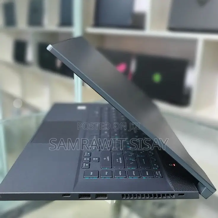 New Laptop Asus ROG Zephyrus G15 16GB Intel Core I7 SSD 512GB