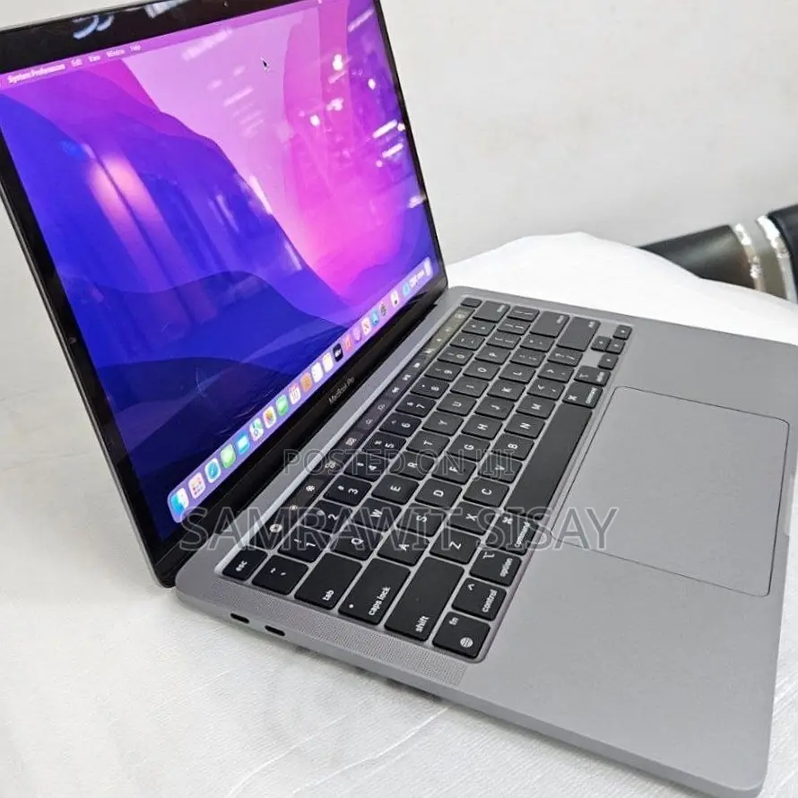 New Laptop Apple MacBook Pro M1 8GB Intel Core I7 SSD 512GB