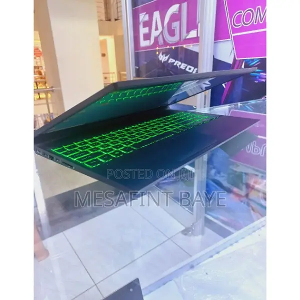 New Laptop HP Pavilion 11 16GB Intel Core I5 SSD 256GB